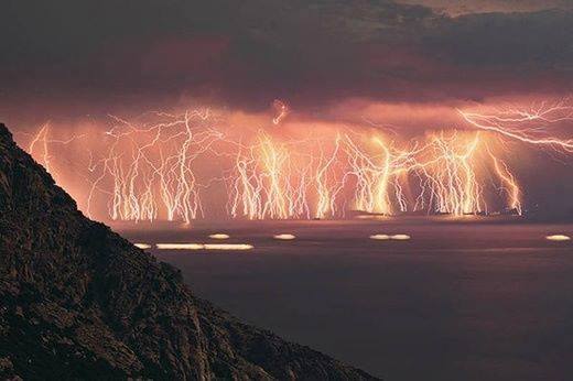 A place in Venezuela where lightning strikes 140 to 160 nights per year